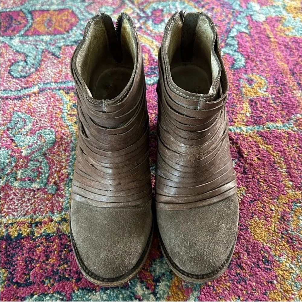 Freebird by Steven | Women’s Brown Leather/Suede Strappy Cain Ankle Boots Size 8 - Picture 3 of 15